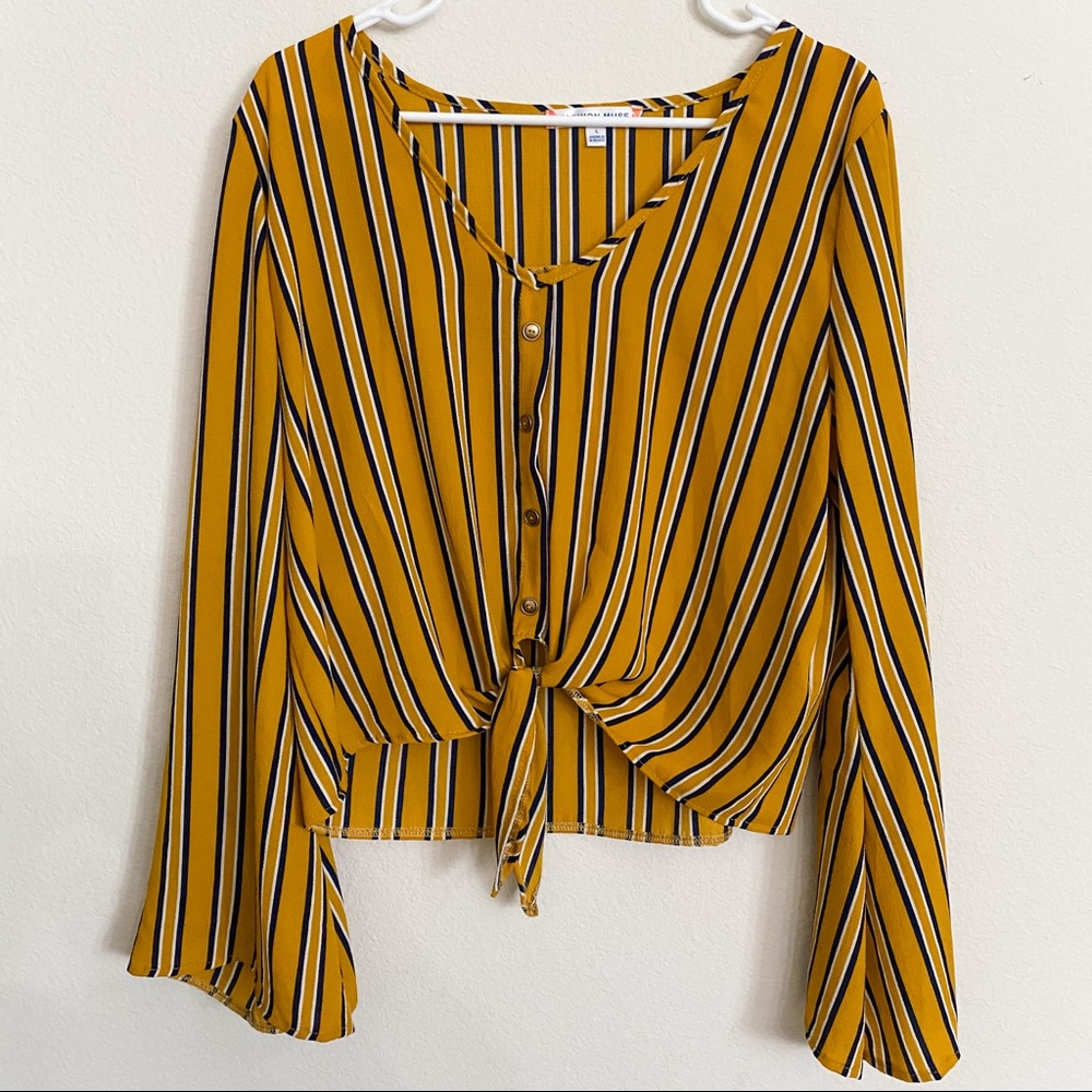 Fashion Muse Crop Flare Sleeve Blouse